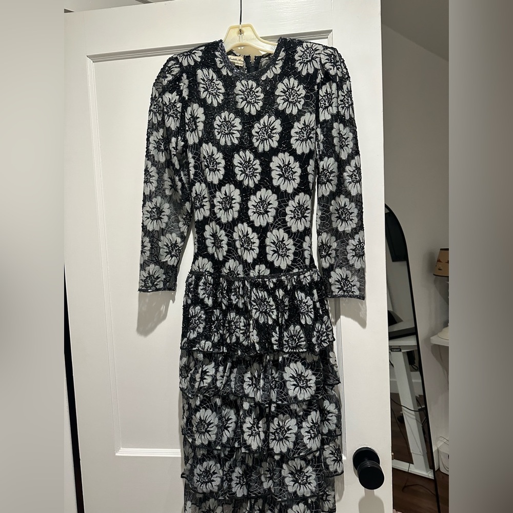 Judith Ann XS black and silver flower dress